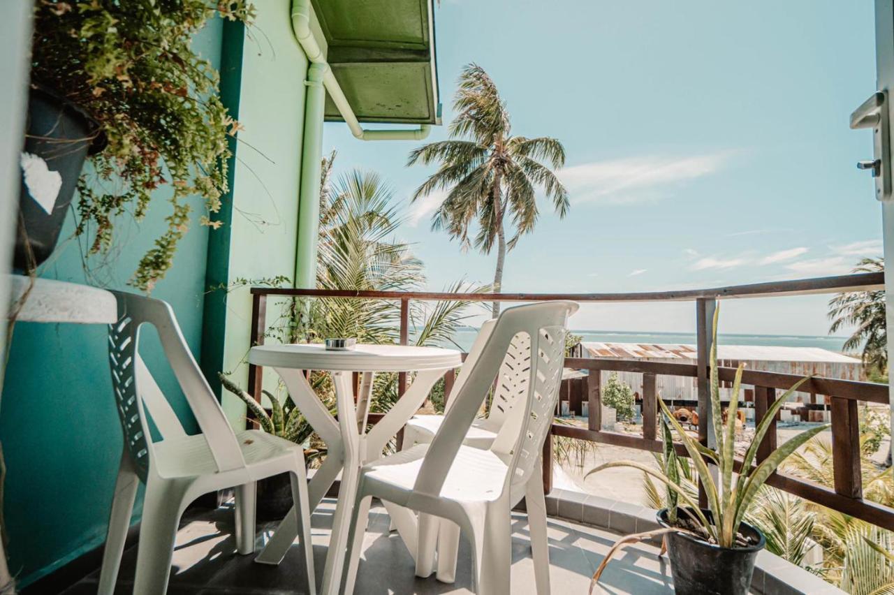 Oceana Boutique Hotel มาฟุชิ ภายนอก รูปภาพ